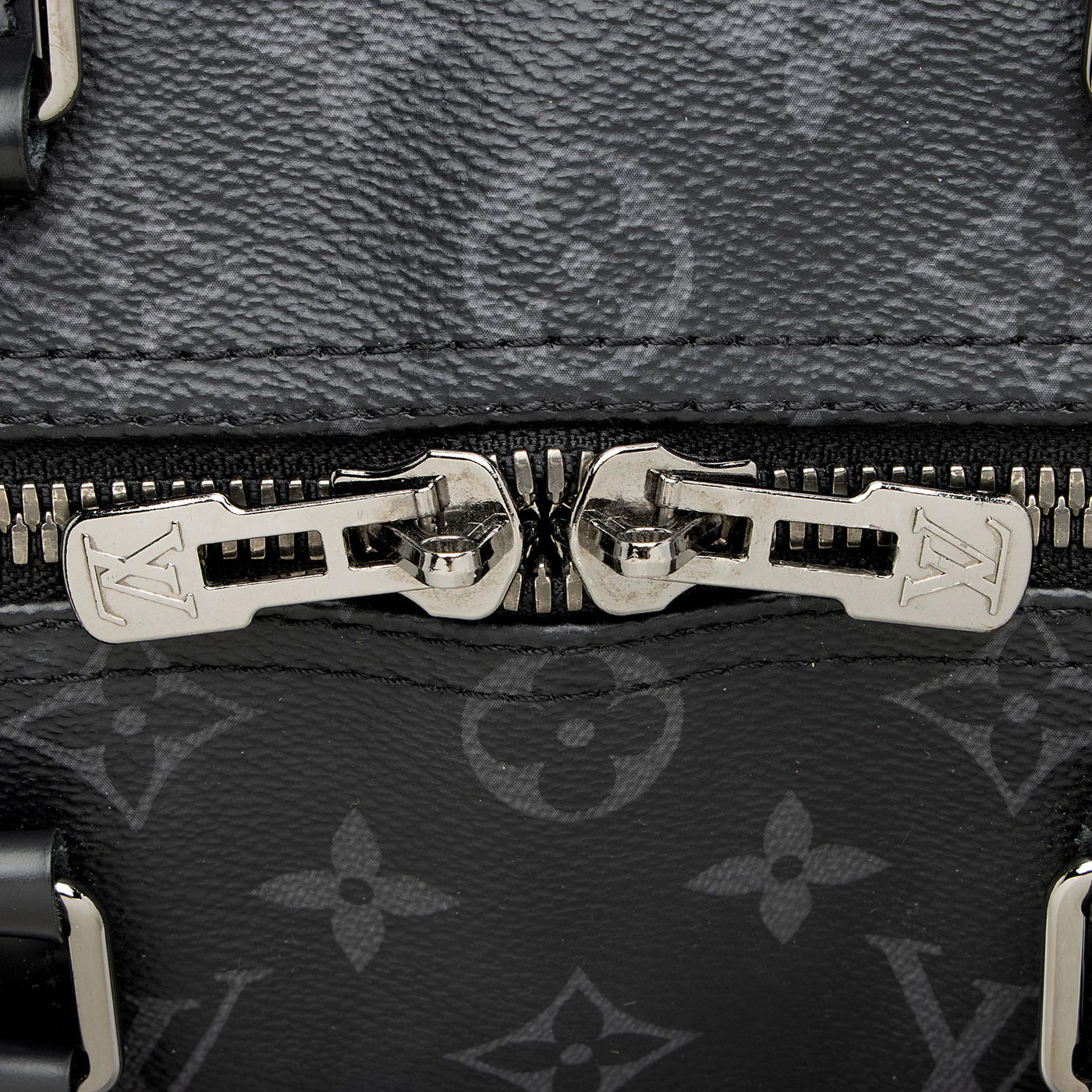 Loui Vuitton Duffel Black